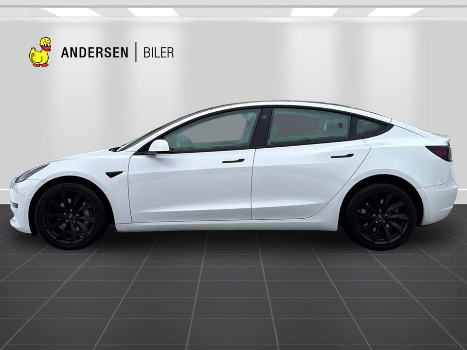 Tesla Model 3 Standard Range+ RWD 4d