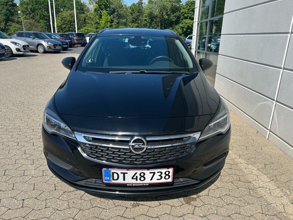 Opel Astra 1,6 CDTi 136 Enjoy Sports Tourer 5d