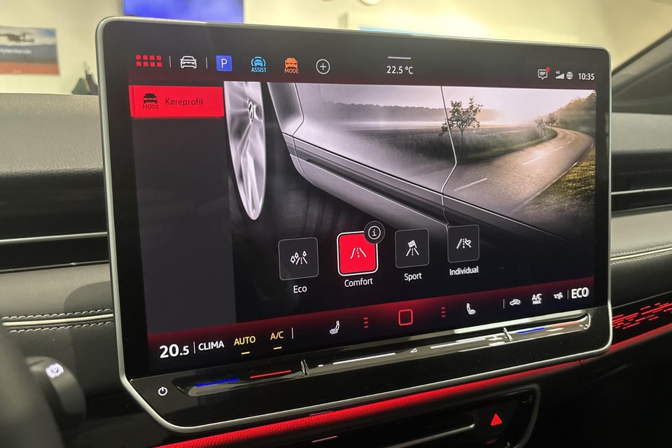 VW ID.7 77 Style+ Tourer 5d