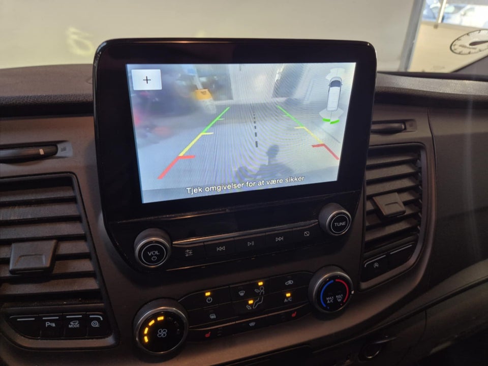 Ford Transit Custom 300L 2,0 TDCi 130 Trend