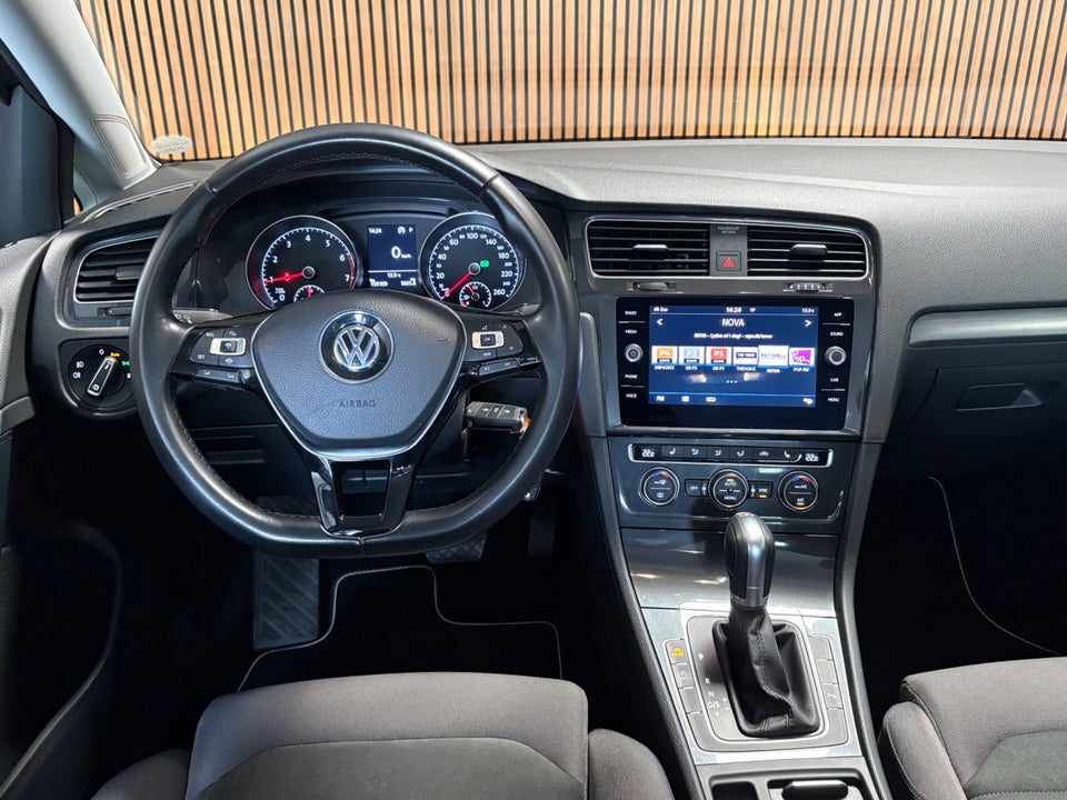 VW Golf VII 1,5 TSi 130 Highline Variant DSG 5d