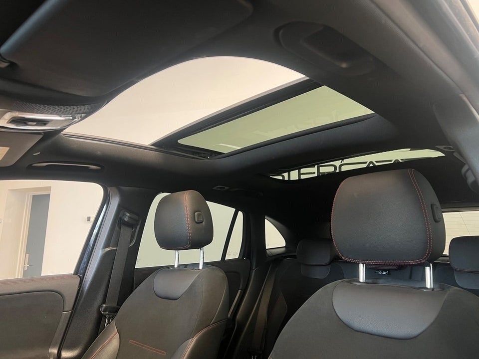 Mercedes EQA300 AMG Line 4Matic 5d