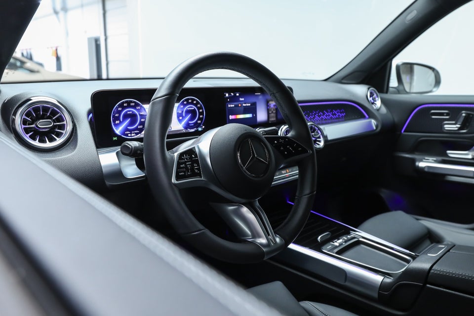 Mercedes EQB350 Progressive Advance Plus 4Matic 5d