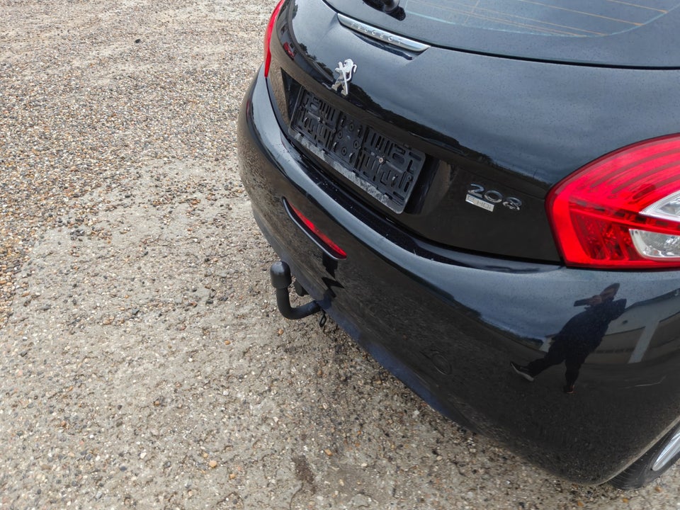 Peugeot 208 1,6 e-HDi 92 Active 5d