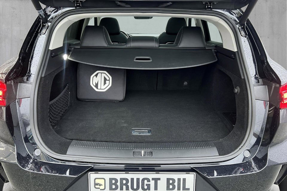 MG Marvel R Luxury 5d