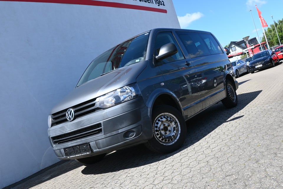 VW Caravelle 2,0 TSi 150 Trendline kort 4d