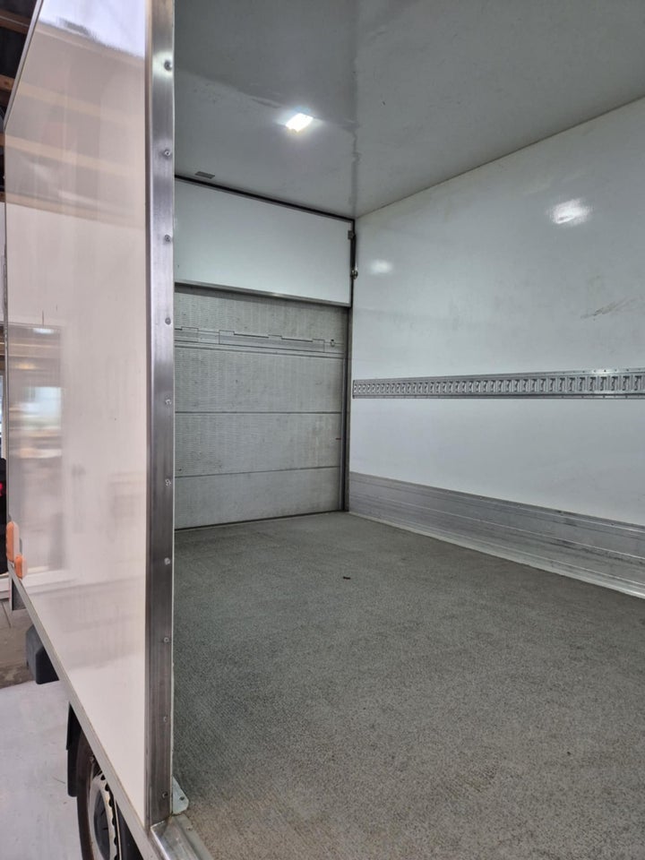 MAN TGE 2,0 3.180 Kølebox m/lift L4 aut. FWD