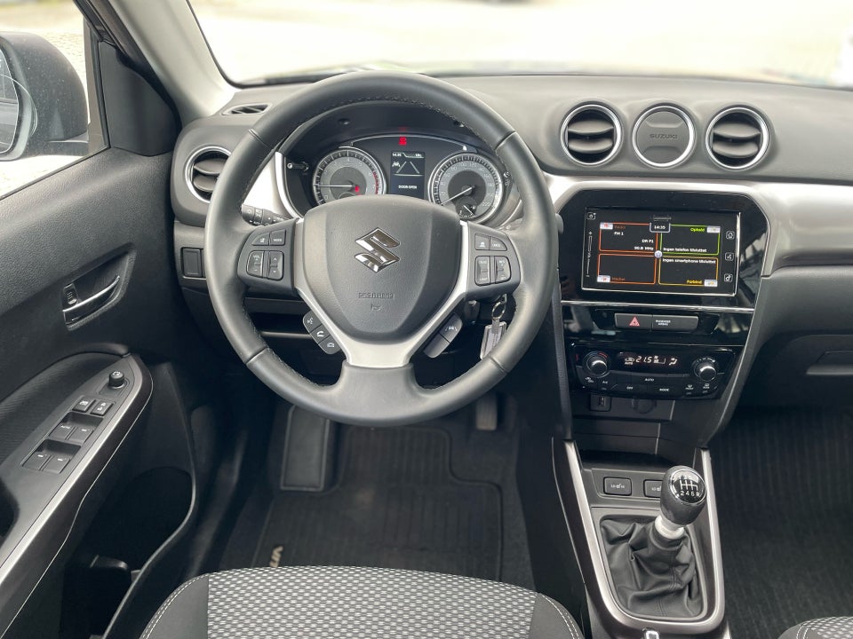Suzuki Vitara 1,4 mHybrid Active 5d