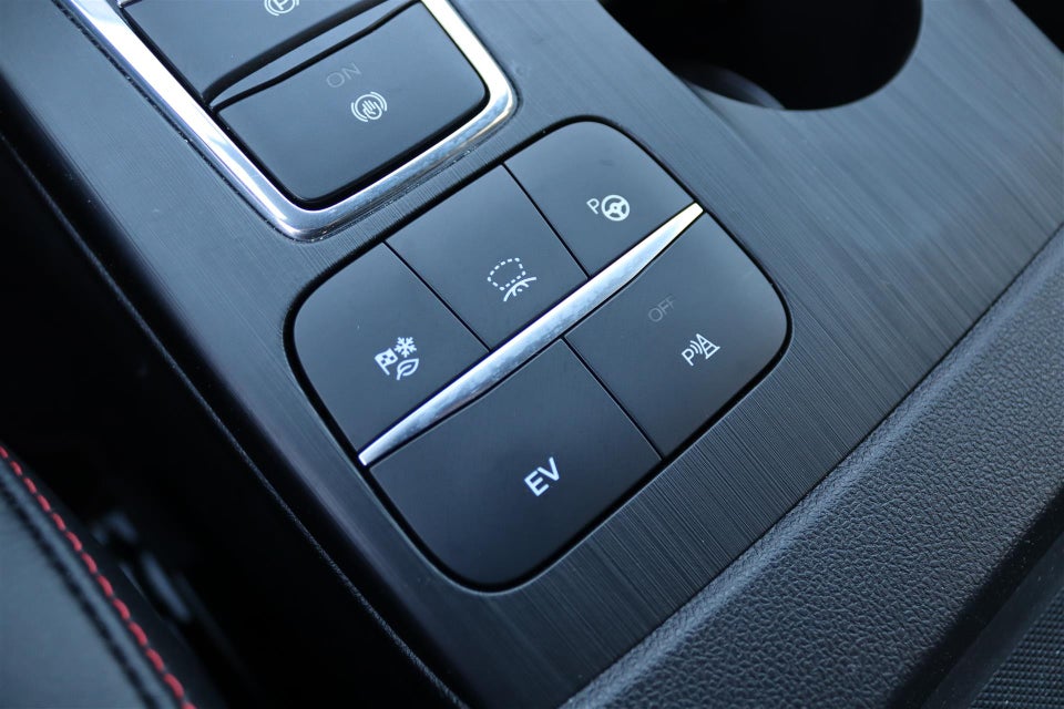 Ford Kuga 2,5 PHEV Graphite Tech CVT 5d