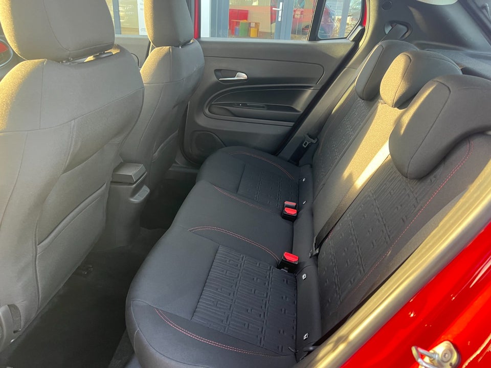 Fiat 600e 54 (RED) 5d