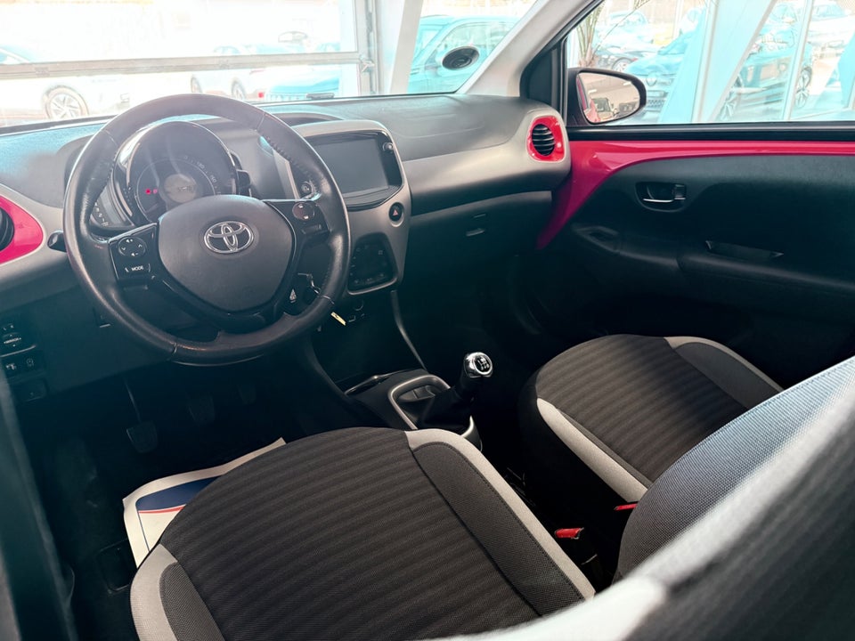 Toyota Aygo 1,0 VVT-i x-pression 5d
