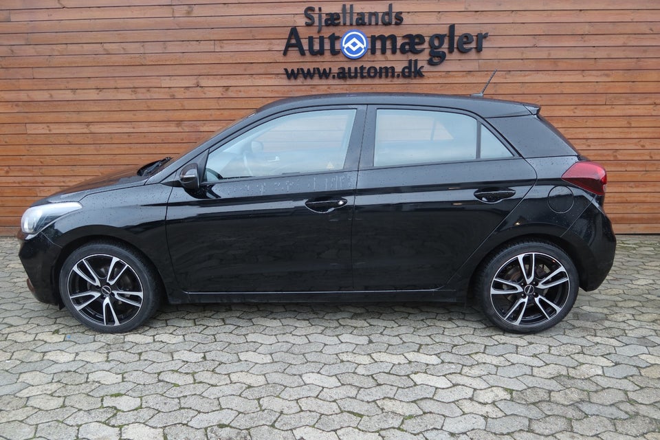 Hyundai i20 1,25 Style 5d