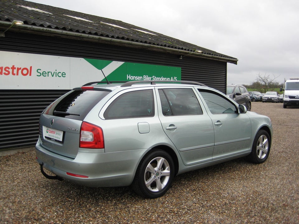 Skoda Octavia 1,2 TSi 105 Ambiente Combi 5d
