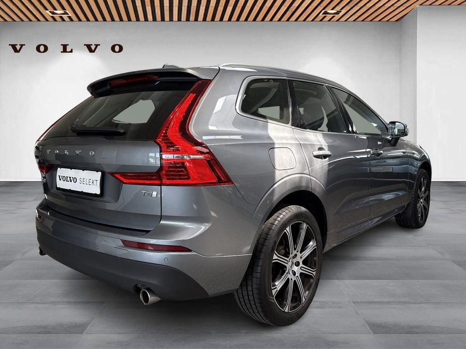 Volvo XC60 2,0 T4 190 Momentum aut. 5d