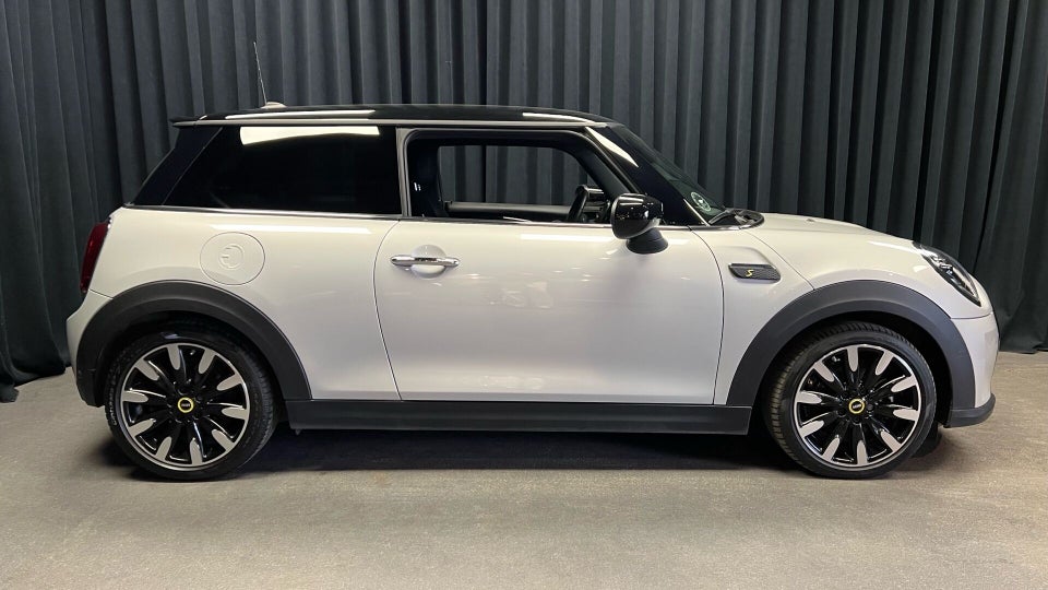 MINI Cooper SE Edition Premium Plus 3d