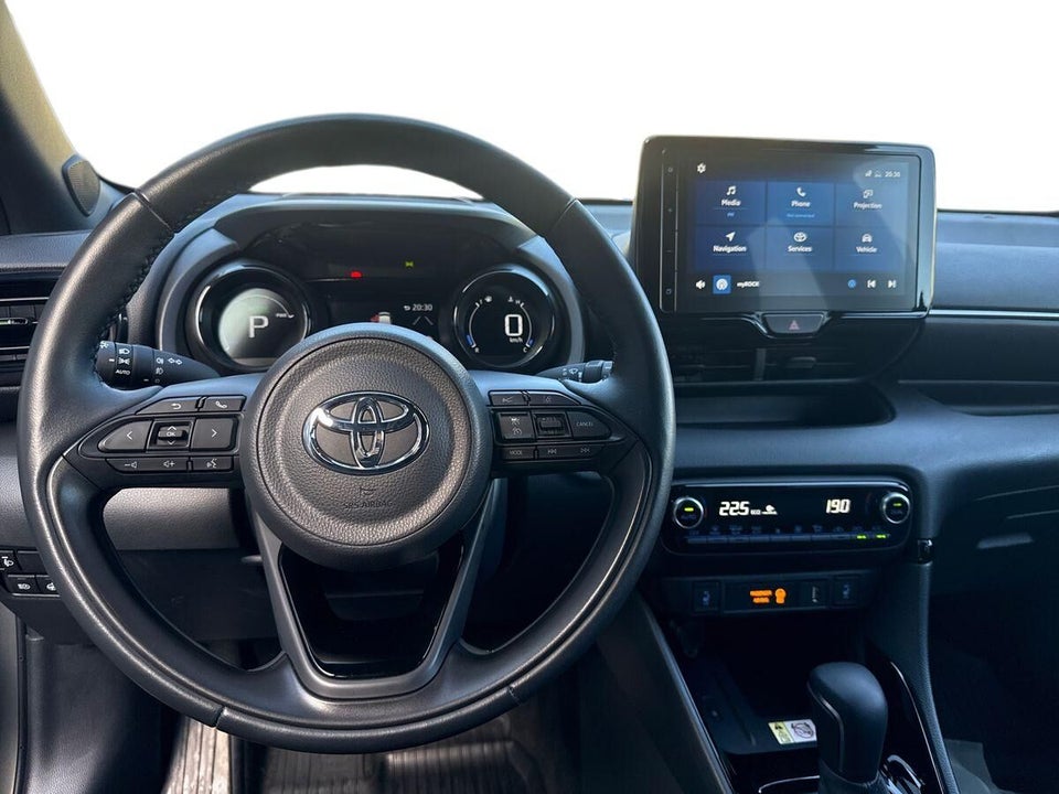Toyota Yaris 1,5 Hybrid Style e-CVT 5d