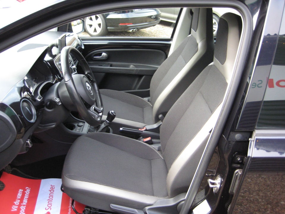 VW Up! 1,0 60 High Up! BMT 5d