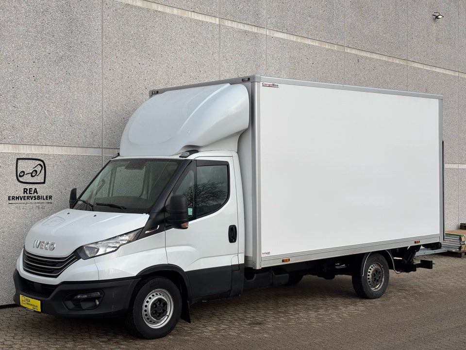 Iveco Daily 3,0 35S18 4100mm Box m/lift AG8