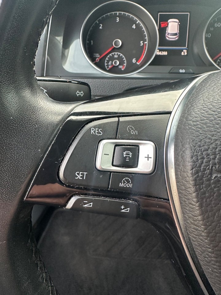 VW Golf VII 1,6 TDi 115 Comfortline 5d