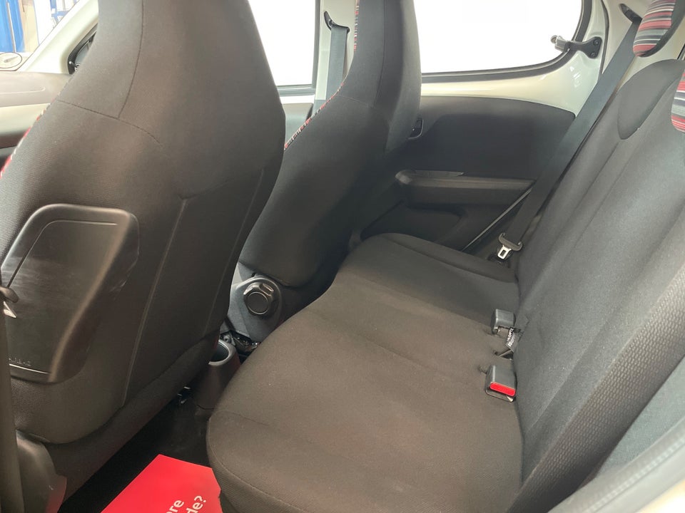 Citroën C1 1,2 PureTech Feel 5d
