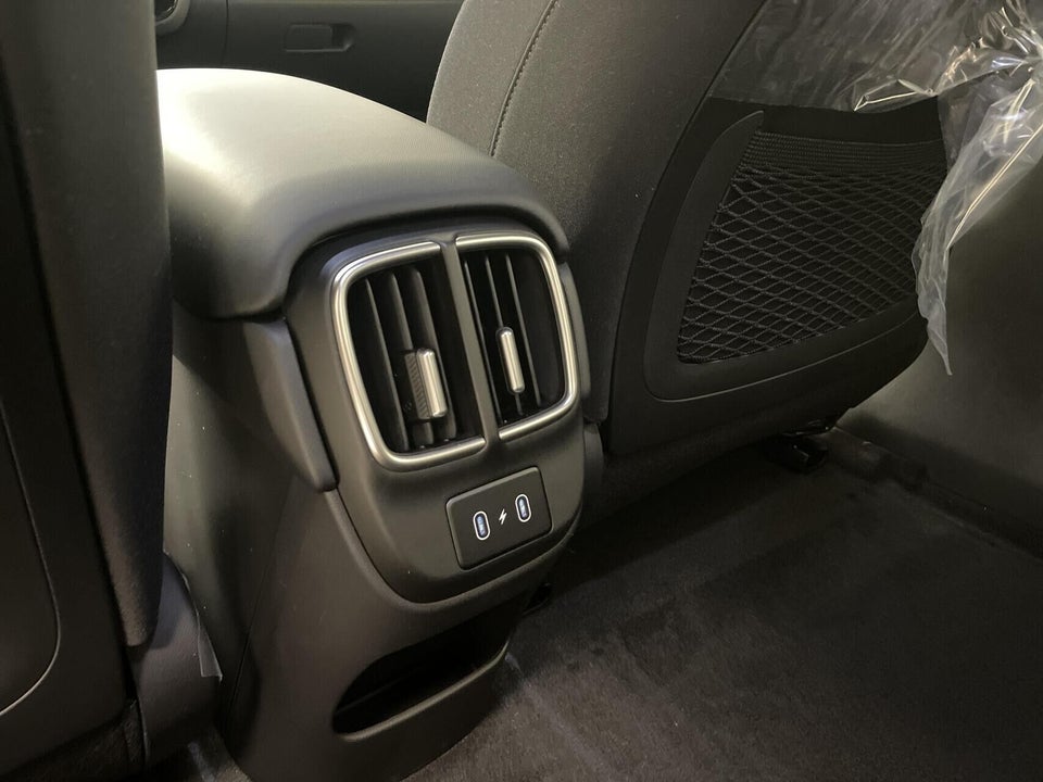 Hyundai Ioniq 6 77 Essential 4d
