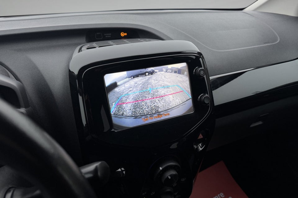 Peugeot 108 1,0 e-VTi 69 Allure 5d