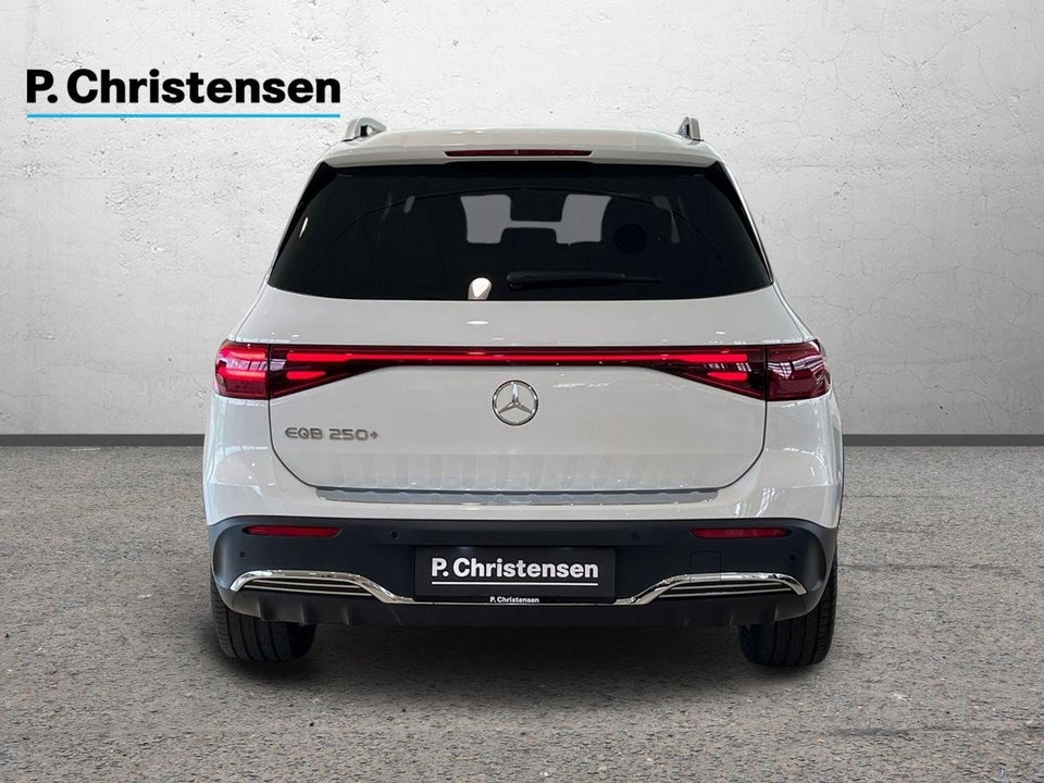 Mercedes EQB250+ AMG Advance 5d