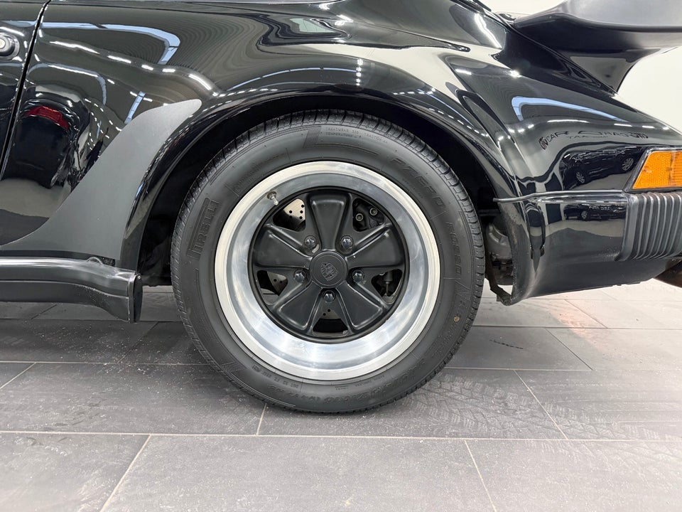 Porsche 911 3,3 Turbo Coupé 2d