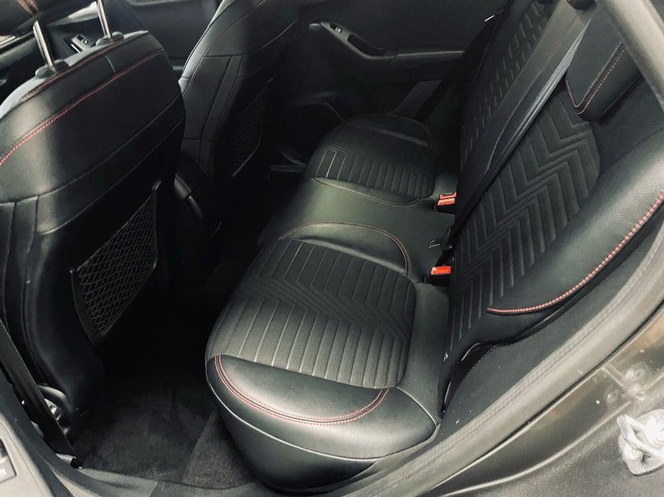 Ford Puma 1,0 EcoBoost mHEV ST-Line X 5d