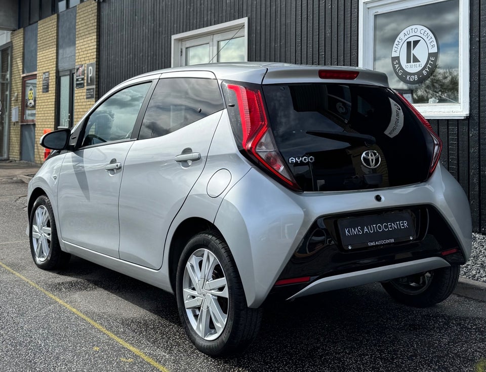 Toyota Aygo 1,0 VVT-i x-cite 5d