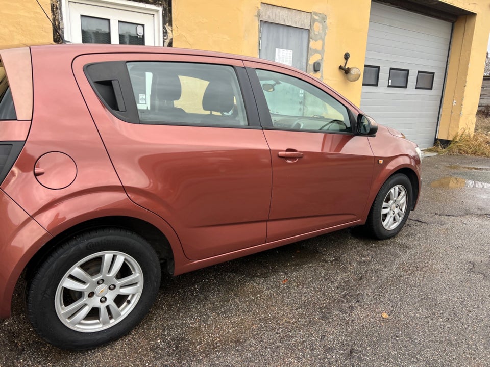 Chevrolet Aveo 1,2 LT ECO 5d