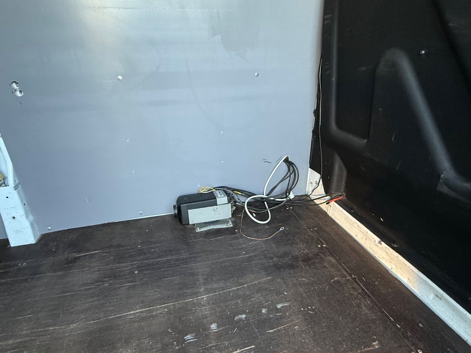 Ford Transit 350 L2 Van 2,0 TDCi 130 Trend H3 FWD