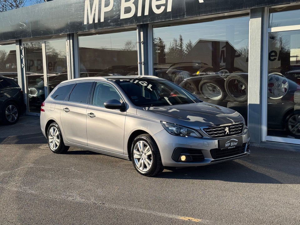 Peugeot 308 1,6 BlueHDi 120 Allure Sky SW 5d