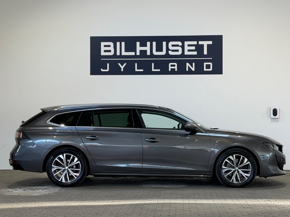 Peugeot 508 1,6 Hybrid Allure Pack SW EAT8 5d