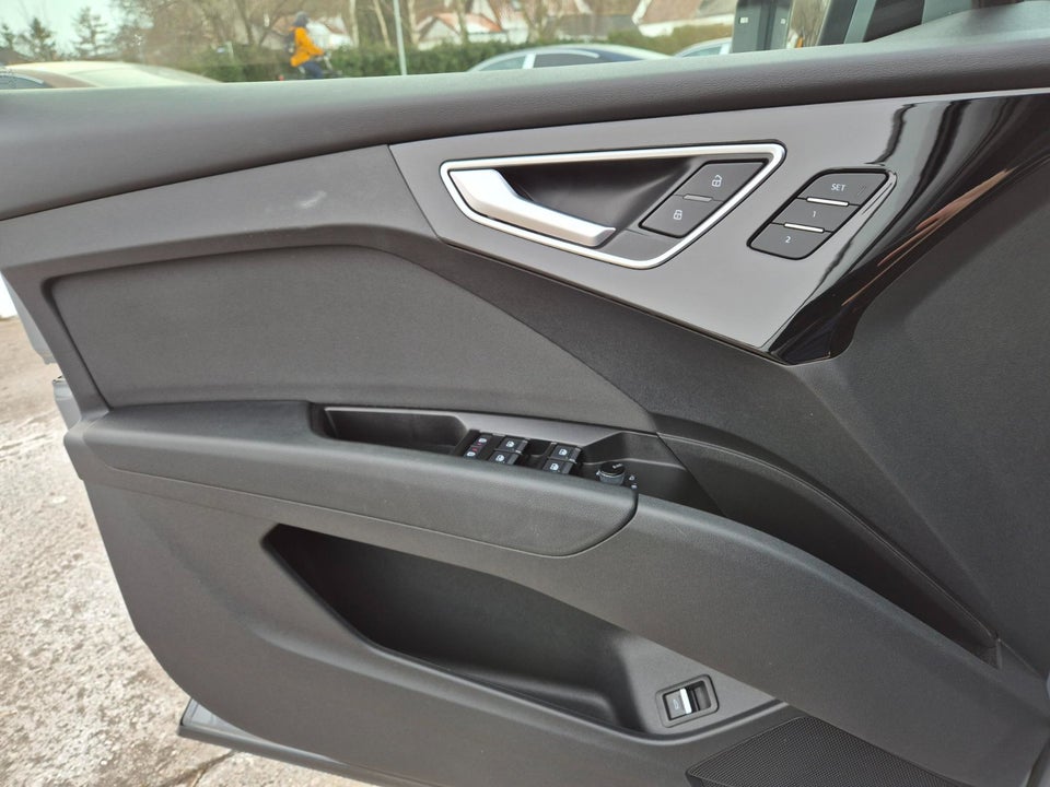 Audi Q4 e-tron 45 Progress 5d