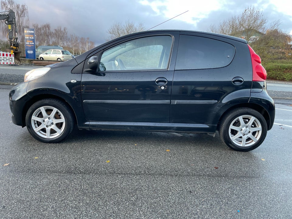 Peugeot 107 1,0 Active 5d