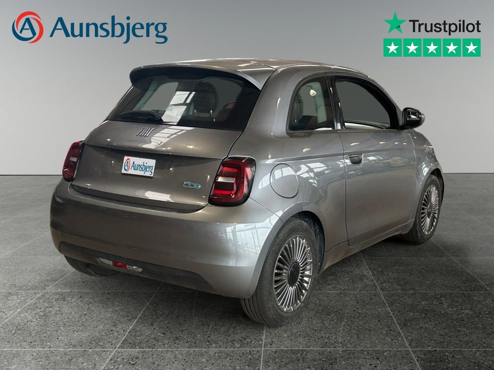 Fiat 500e 42 Icon 3d