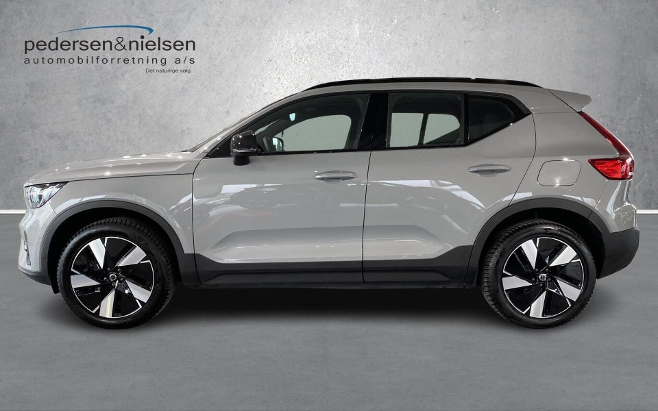 Volvo EX40 Extended Range Plus 5d