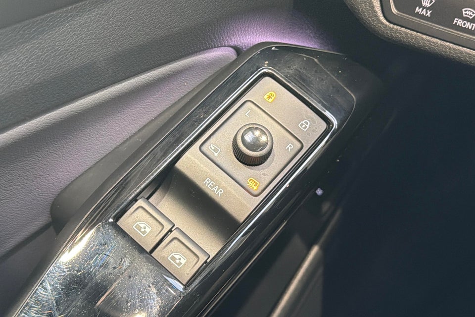 VW ID.4 77 Style 4Motion 5d