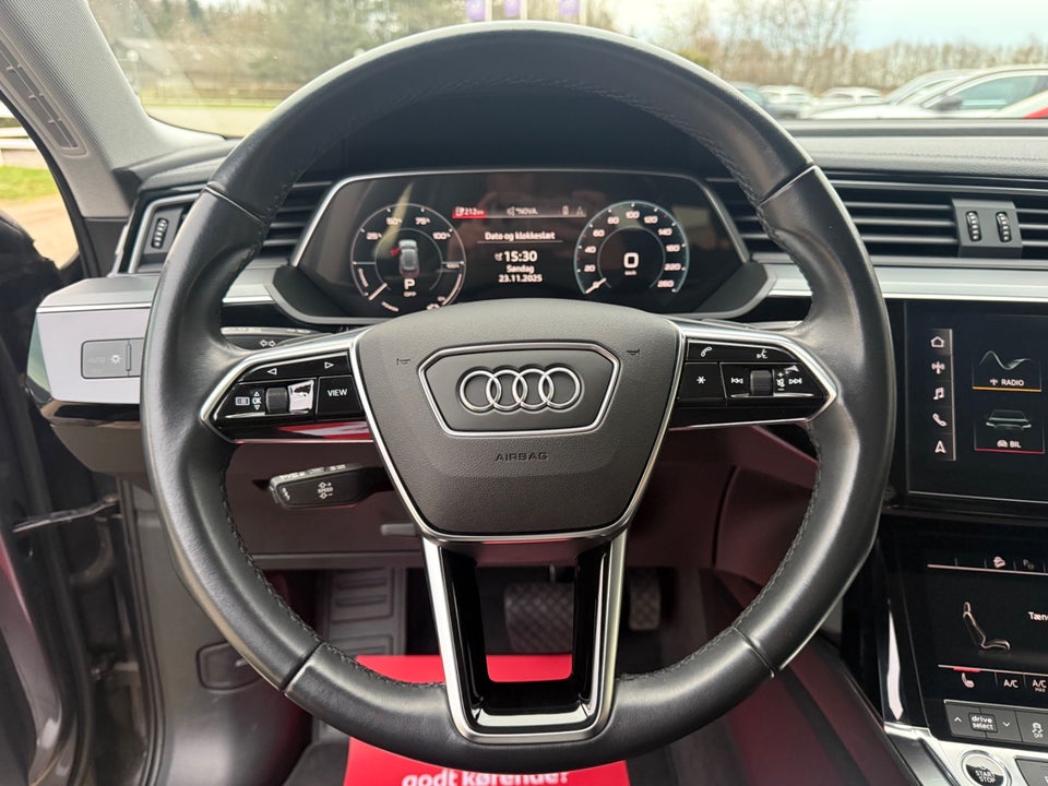 Audi e-tron 50 quattro 5d