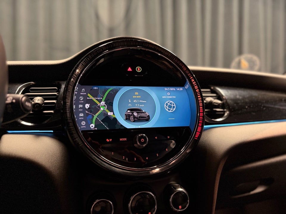 MINI Cooper SE Classic Trim 3d