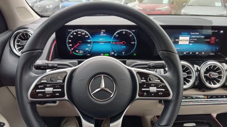 Mercedes EQB350 4Matic 5d