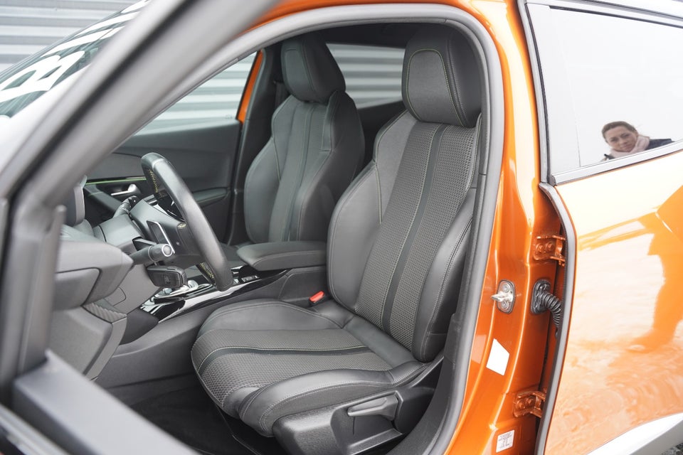 Peugeot 2008 1,5 BlueHDi 130 GT Line EAT8 5d