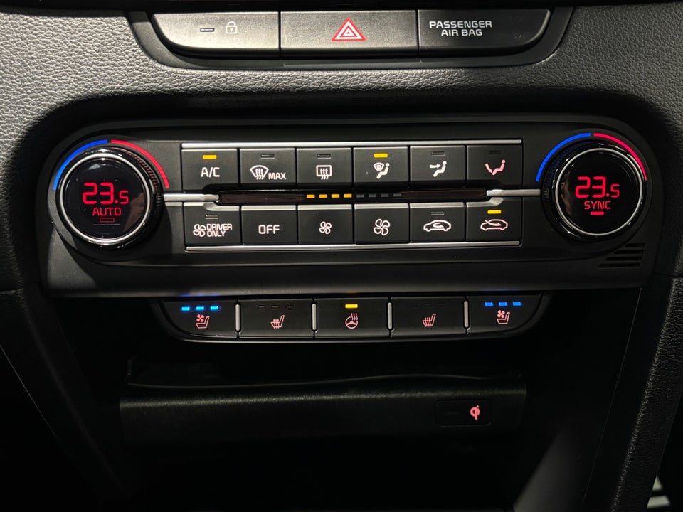 Kia Ceed 1,6 PHEV Upgrade Premium+ SW DCT 5d