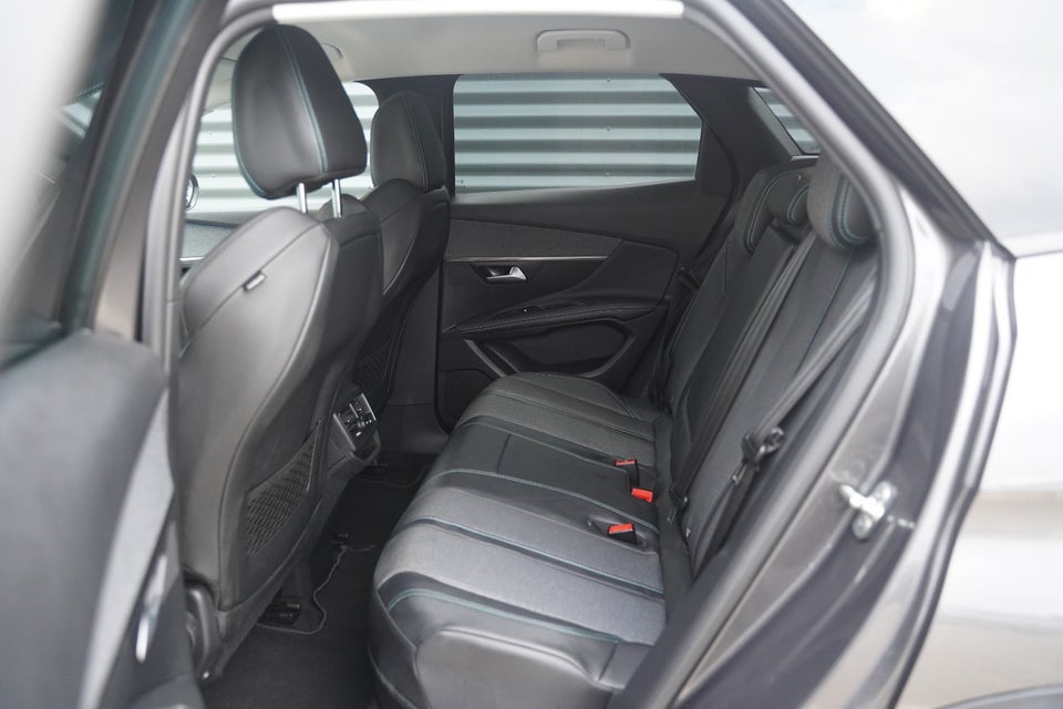 Peugeot 3008 1,6 Hybrid Allure Pack EAT8 5d