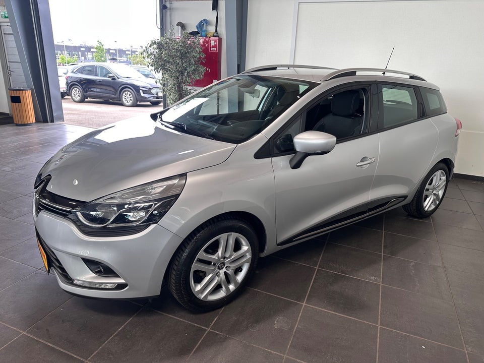 Renault Clio IV 0,9 TCe 90 Zen Sport Tourer Van 5d