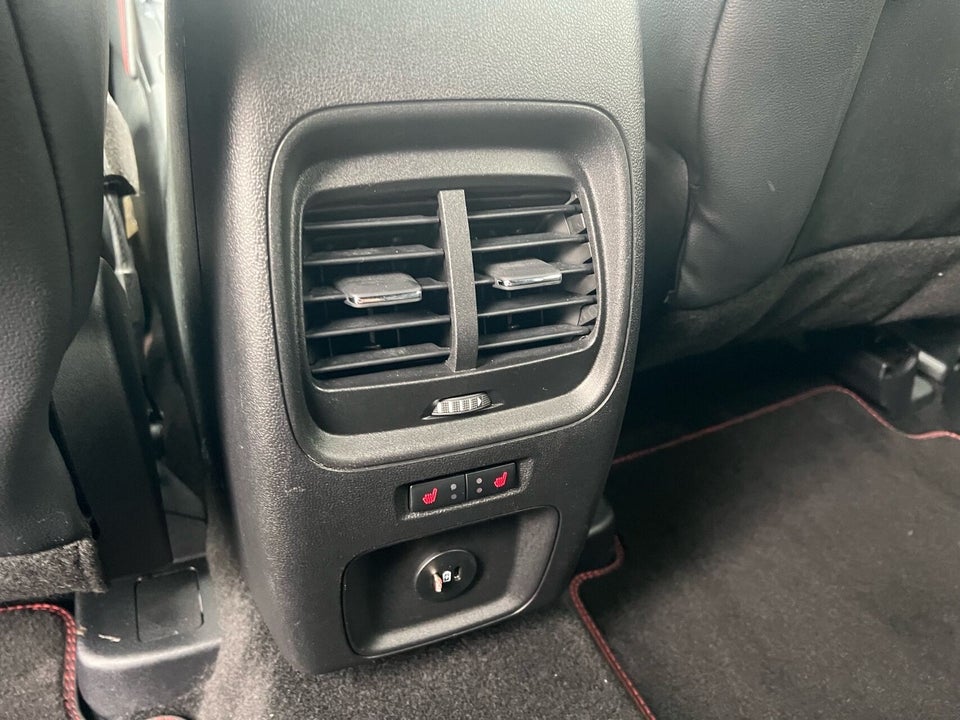 Ford Kuga 2,5 PHEV Graphite Tech CVT 5d