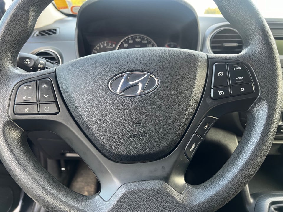 Hyundai i10 1,0 Premium 5d