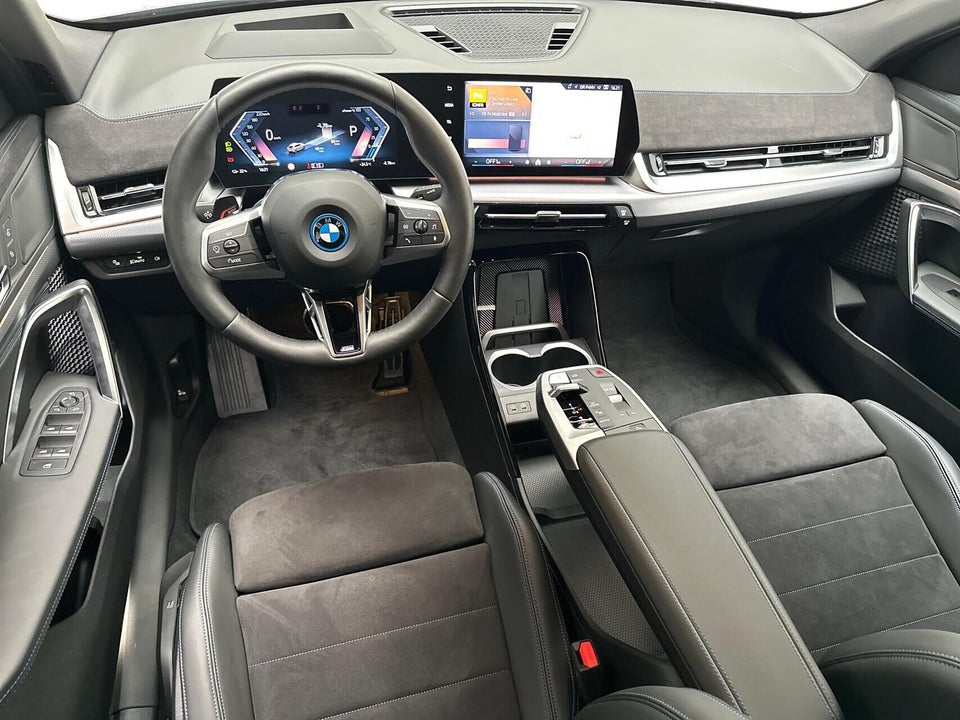 BMW iX2 xDrive30 M-Sport 5d