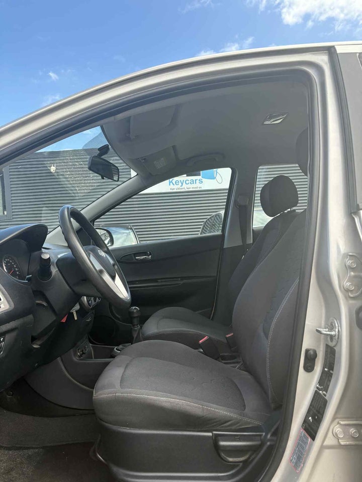 Hyundai i20 1,25 Classic 5d